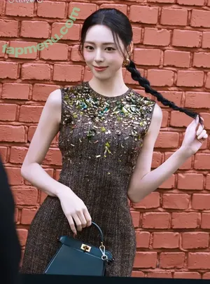 itzy.all.in.us / Shin Yu Na / Yuna ITZY / 유나 nude photo #0941