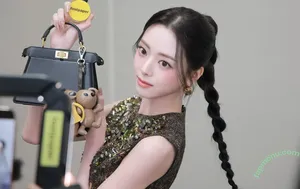 itzy.all.in.us / Shin Yu Na / Yuna ITZY / 유나 nude photo #0946