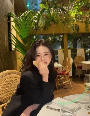 itzy.all.in.us / Shin Yu Na / Yuna ITZY / 유나 nude photo #0966
