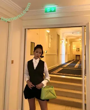 itzy.all.in.us / Shin Yu Na / Yuna ITZY / 유나 nude photo #0985