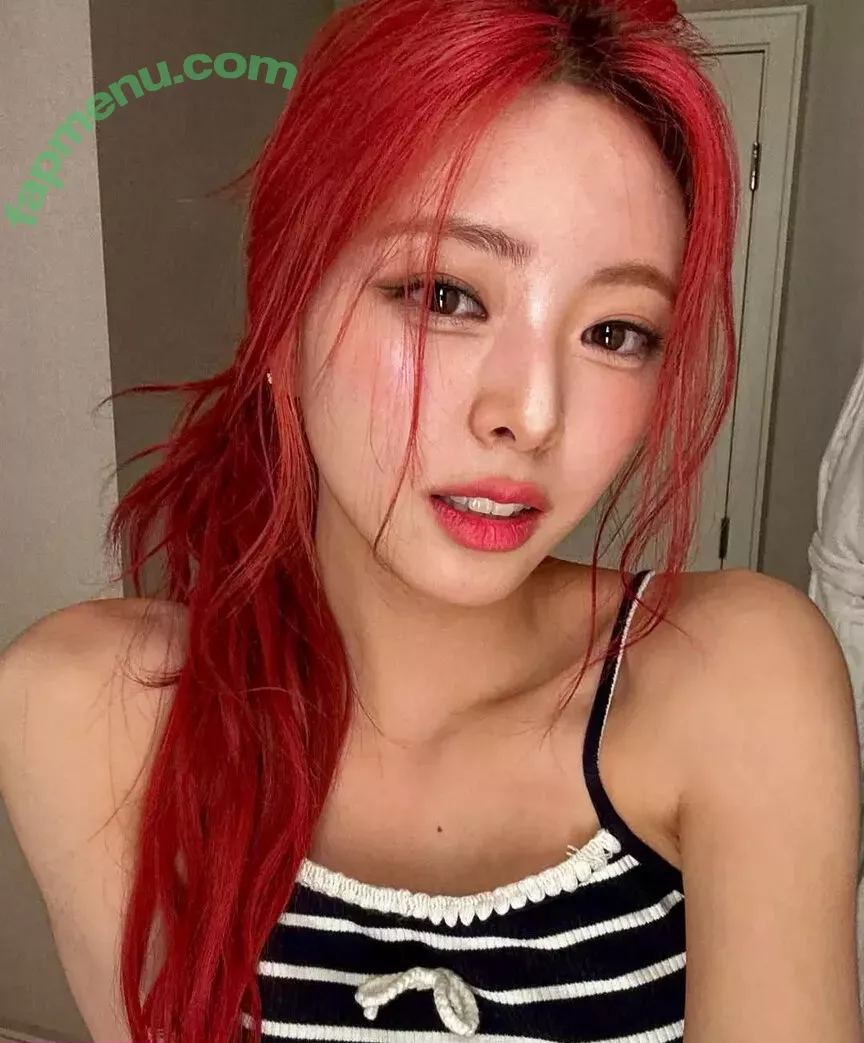 itzy.all.in.us nude photo #0240 (Shin Yu Na / Yuna ITZY / 유나)