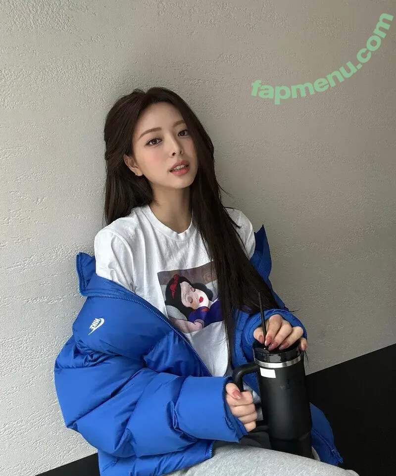 itzy.all.in.us nude photo #0281 (Shin Yu Na / Yuna ITZY / 유나)