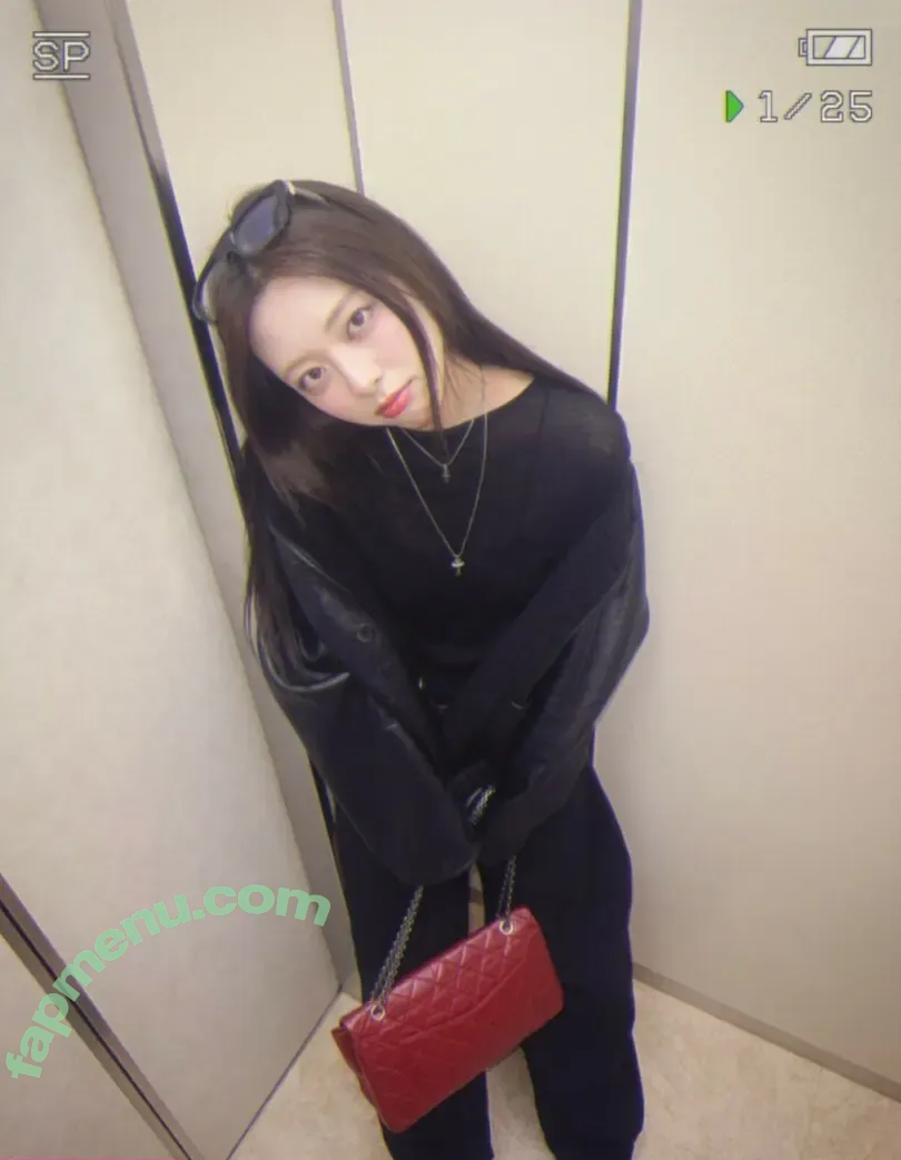 itzy.all.in.us nude photo #0311 (Shin Yu Na / Yuna ITZY / 유나)