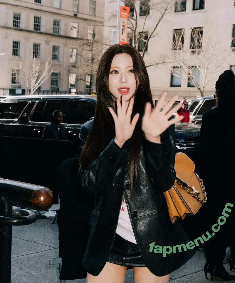itzy.all.in.us nude photo #0380 (Shin Yu Na / Yuna ITZY / 유나)