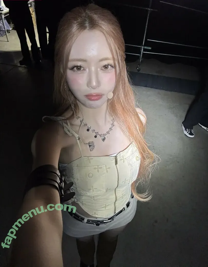 itzy.all.in.us nude photo #0515 (Shin Yu Na / Yuna ITZY / 유나)