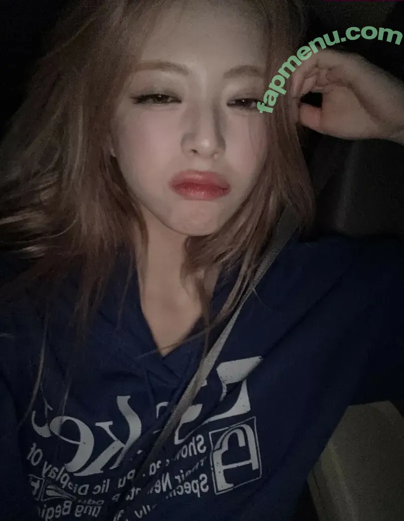 itzy.all.in.us nude photo #0549 (Shin Yu Na / Yuna ITZY / 유나)