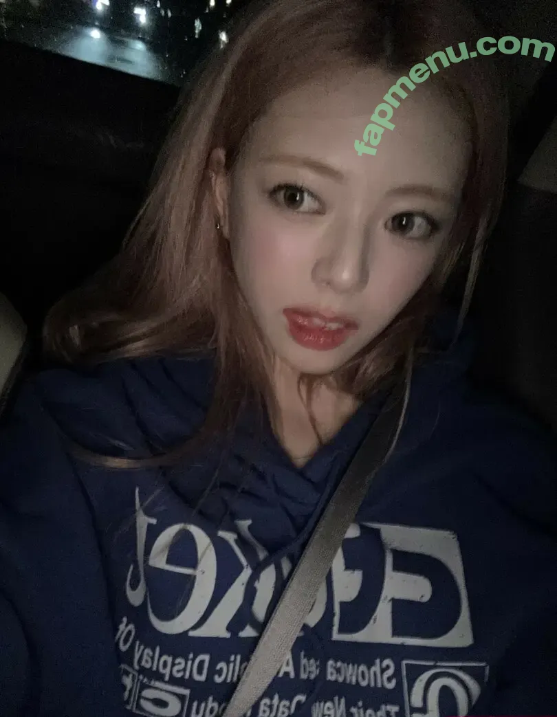 itzy.all.in.us nude photo #0550 (Shin Yu Na / Yuna ITZY / 유나)