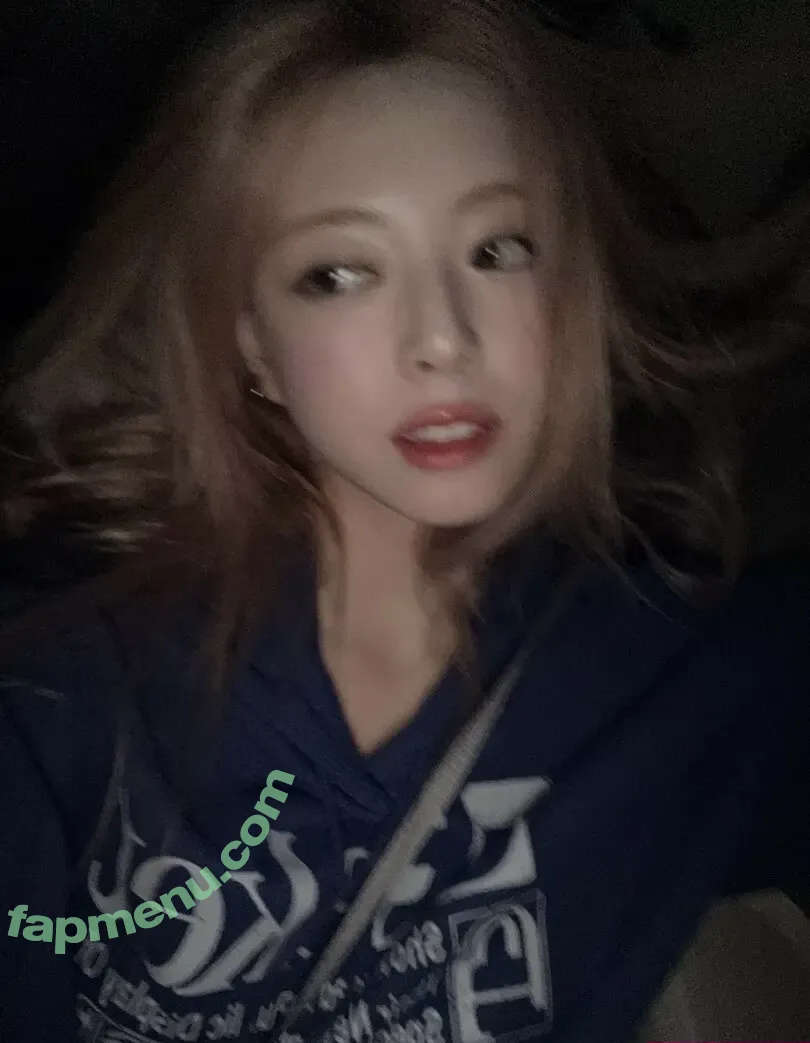 itzy.all.in.us nude photo #0551 (Shin Yu Na / Yuna ITZY / 유나)