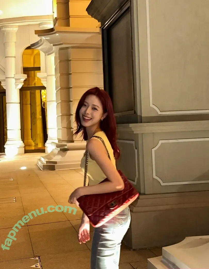 itzy.all.in.us nude photo #0765 (Shin Yu Na / Yuna ITZY / 유나)