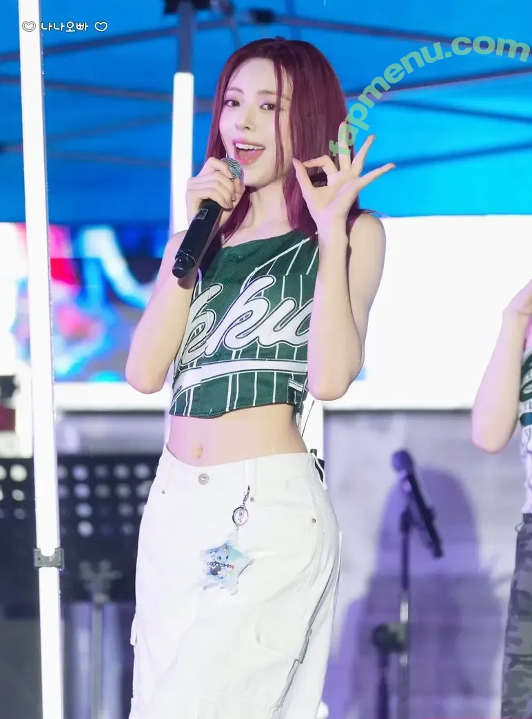 itzy.all.in.us nude photo #0834 (Shin Yu Na / Yuna ITZY / 유나)