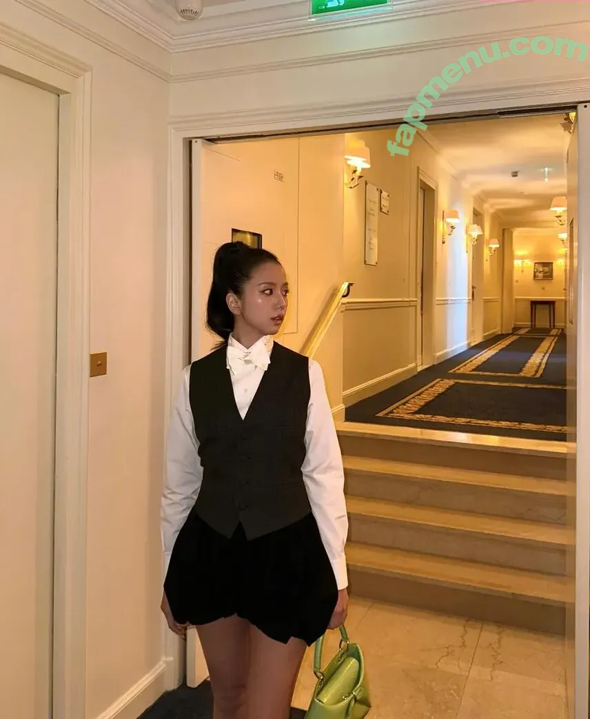 itzy.all.in.us nude photo #0984 (Shin Yu Na / Yuna ITZY / 유나)