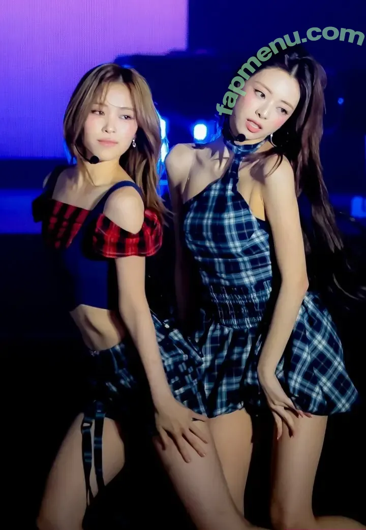 itzy.all.in.us nude photo #0991 (Shin Yu Na / Yuna ITZY / 유나)
