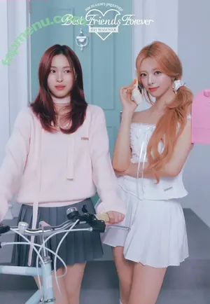 itzy.all.in.us / Shin Yu Na / Yuna ITZY / 유나 nude photo #1002