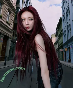 itzy.all.in.us / Shin Yu Na / Yuna ITZY / 유나 nude photo #1021