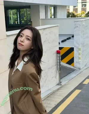 itzy.all.in.us / Shin Yu Na / Yuna ITZY / 유나 nude photo #1040