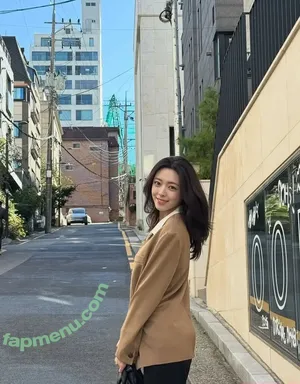 itzy.all.in.us / Shin Yu Na / Yuna ITZY / 유나 nude photo #1041