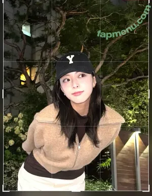 itzy.all.in.us / Shin Yu Na / Yuna ITZY / 유나 nude photo #1053