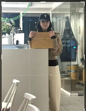 itzy.all.in.us / Shin Yu Na / Yuna ITZY / 유나 nude photo #1055