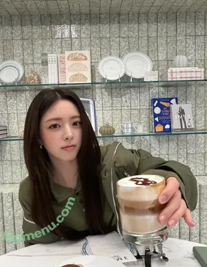 itzy.all.in.us / Shin Yu Na / Yuna ITZY / 유나 nude photo #1087