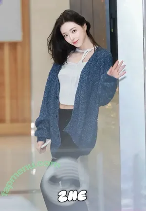 itzy.all.in.us / Shin Yu Na / Yuna ITZY / 유나 nude photo #1129