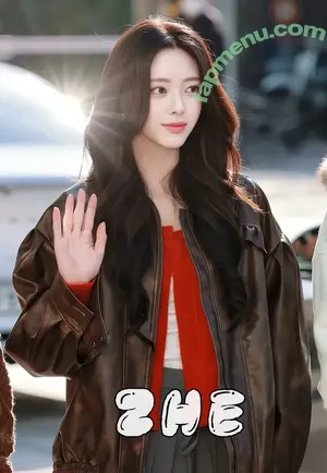 itzy.all.in.us / Shin Yu Na / Yuna ITZY / 유나 nude photo #1135