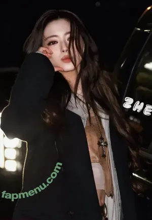 itzy.all.in.us / Shin Yu Na / Yuna ITZY / 유나 nude photo #1142