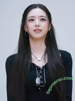 itzy.all.in.us / Shin Yu Na / Yuna ITZY / 유나 nude photo #1151