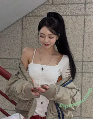 itzy.all.in.us / Shin Yu Na / Yuna ITZY / 유나 nude photo #1155
