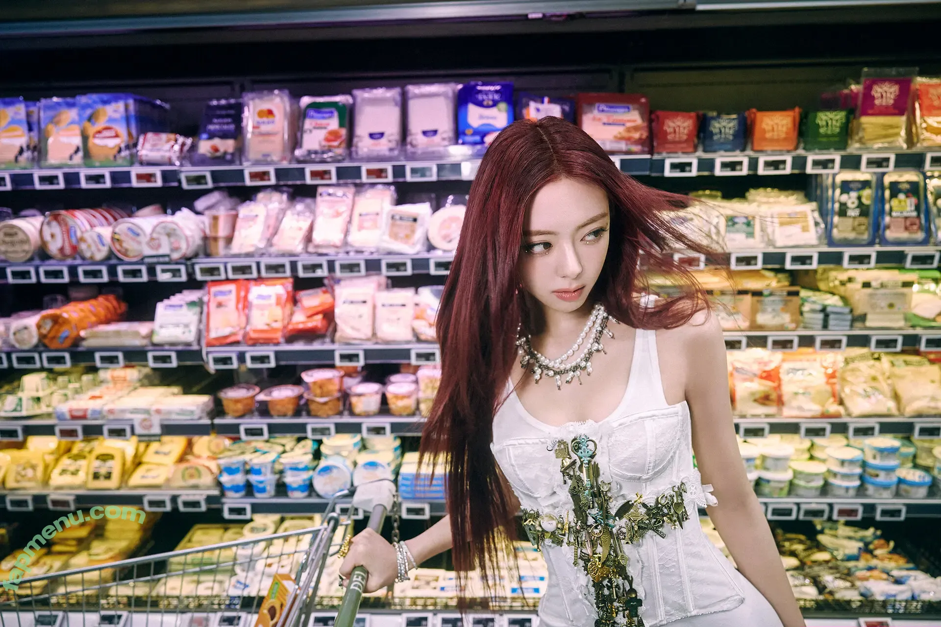 itzy.all.in.us nude photo #1016 (Shin Yu Na / Yuna ITZY / 유나)