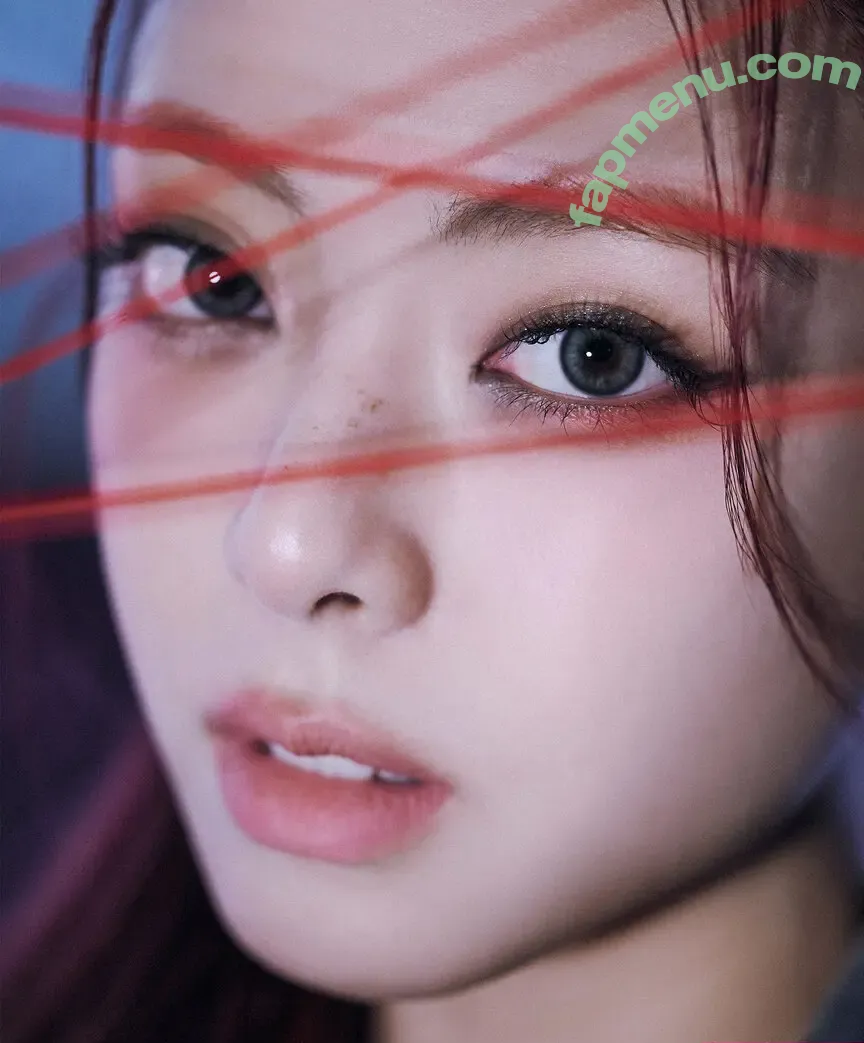 itzy.all.in.us nude photo #1033 (Shin Yu Na / Yuna ITZY / 유나)