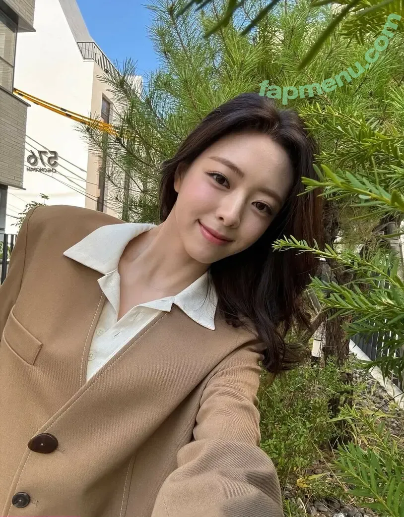 itzy.all.in.us nude photo #1043 (Shin Yu Na / Yuna ITZY / 유나)