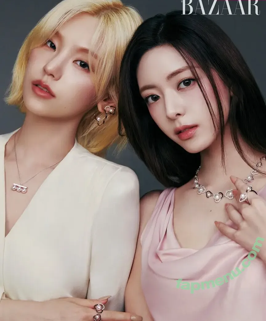 itzy.all.in.us nude photo #1057 (Shin Yu Na / Yuna ITZY / 유나)