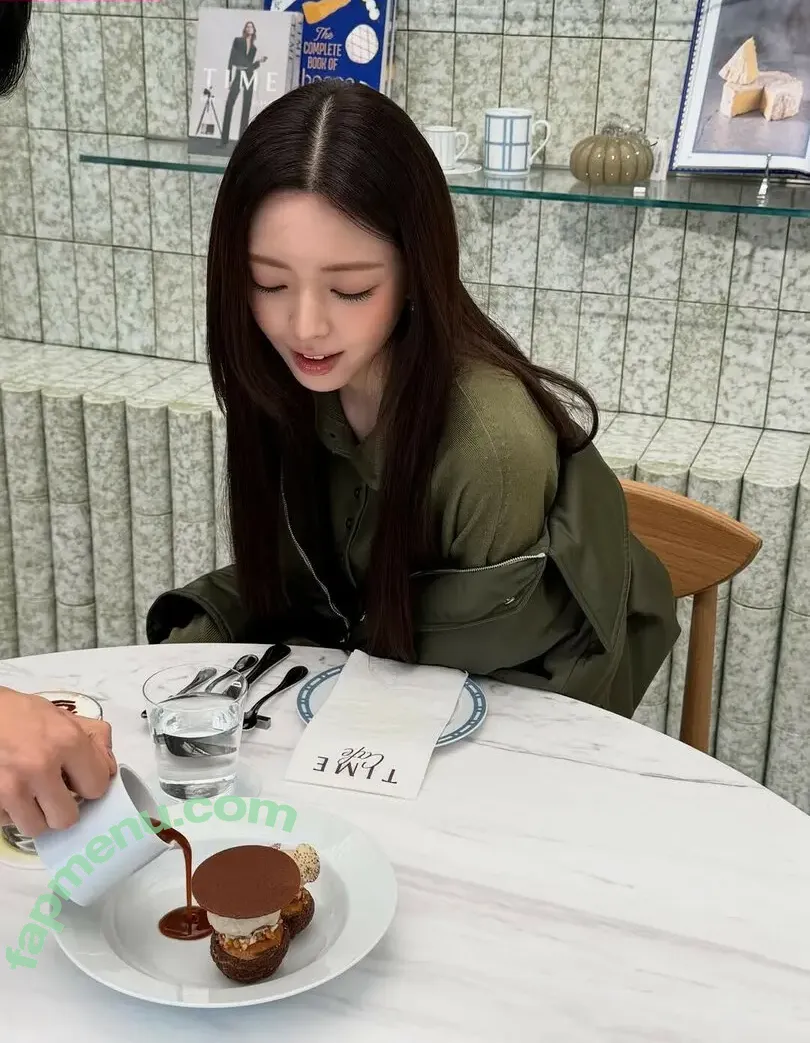 itzy.all.in.us nude photo #1088 (Shin Yu Na / Yuna ITZY / 유나)