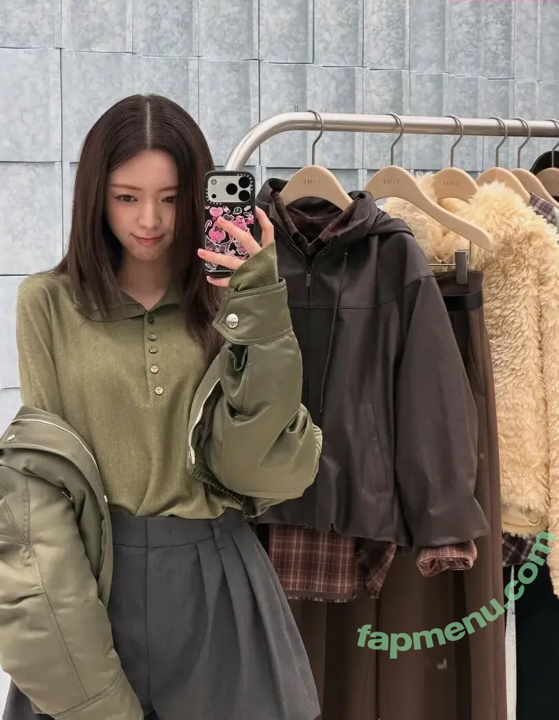 itzy.all.in.us nude photo #1093 (Shin Yu Na / Yuna ITZY / 유나)