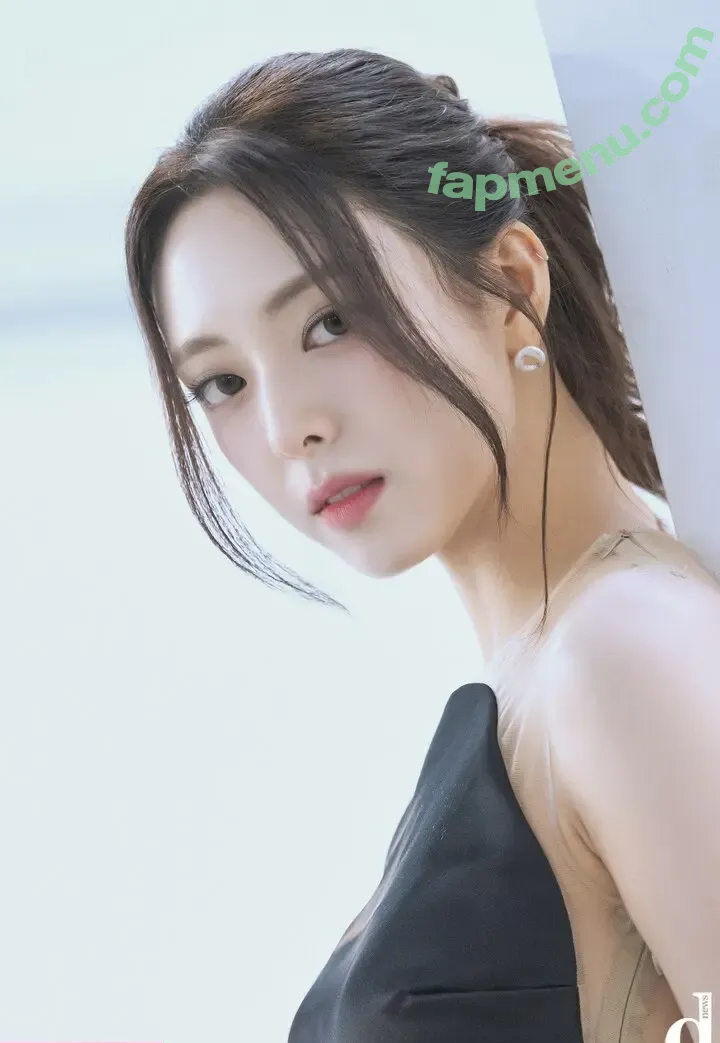 itzy.all.in.us nude photo #1095 (Shin Yu Na / Yuna ITZY / 유나)