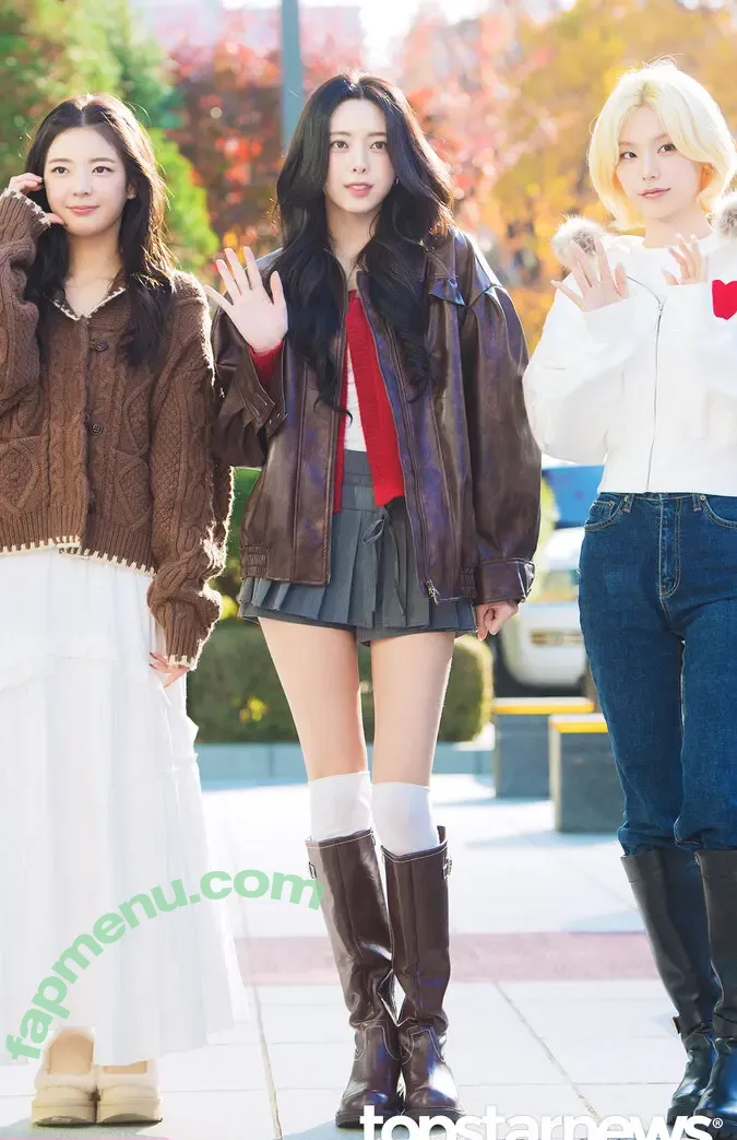 itzy.all.in.us nude photo #1131 (Shin Yu Na / Yuna ITZY / 유나)