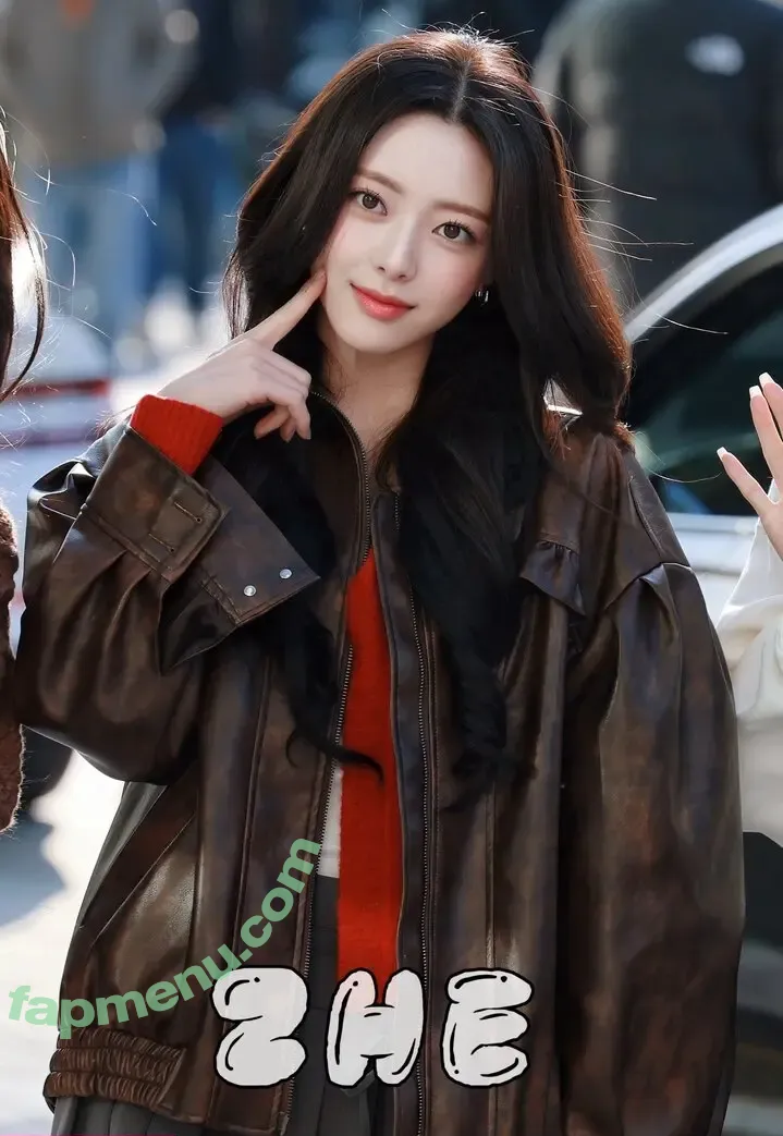 itzy.all.in.us nude photo #1133 (Shin Yu Na / Yuna ITZY / 유나)