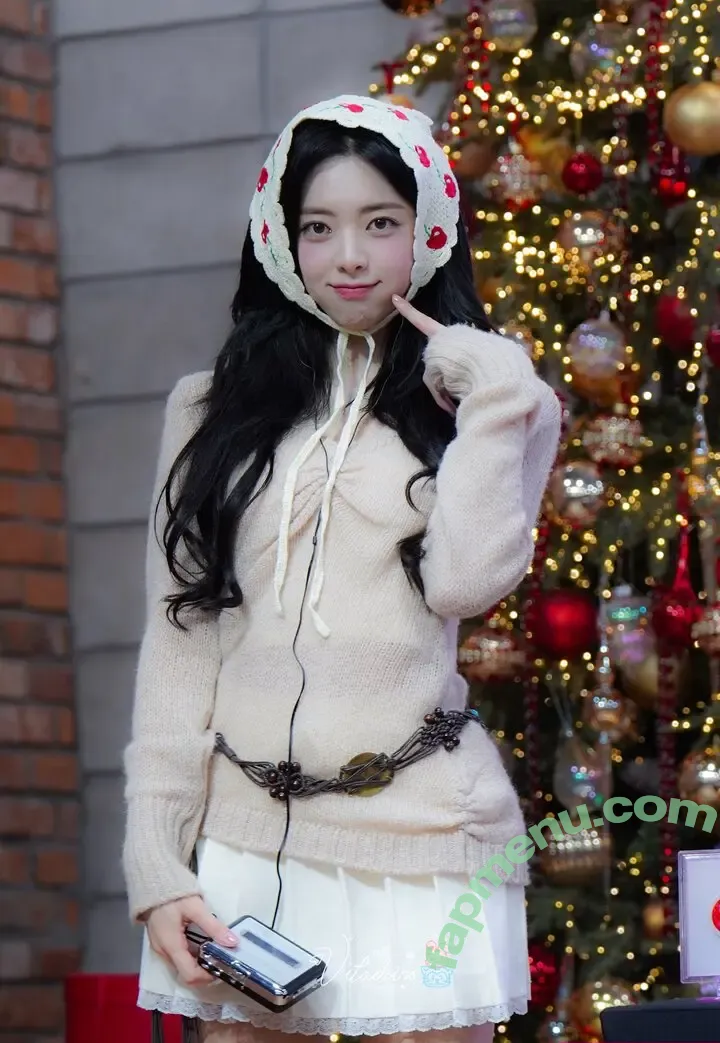 itzy.all.in.us nude photo #1175 (Shin Yu Na / Yuna ITZY / 유나)