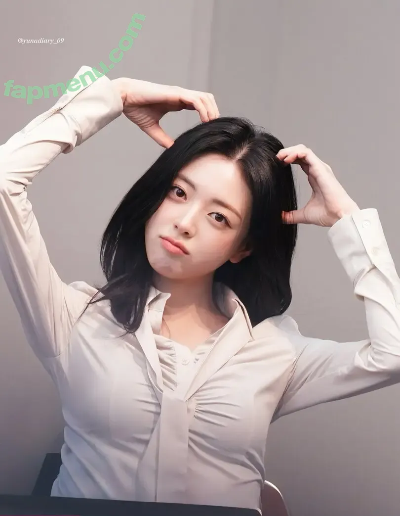 itzy.all.in.us nude photo #1193 (Shin Yu Na / Yuna ITZY / 유나)
