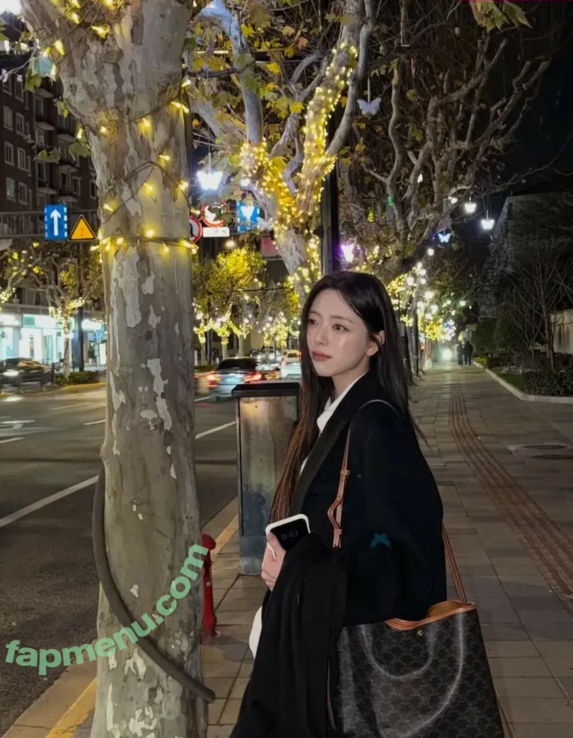 itzy.all.in.us nude photo #1252 (Shin Yu Na / Yuna ITZY / 유나)