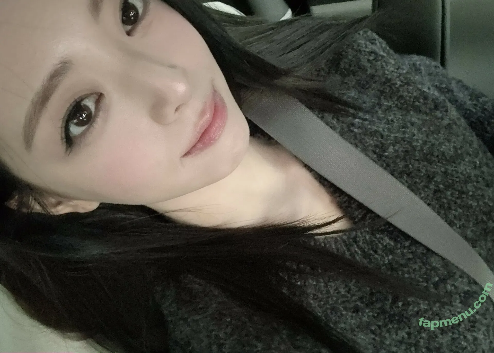 itzy.all.in.us nude photo #1253 (Shin Yu Na / Yuna ITZY / 유나)