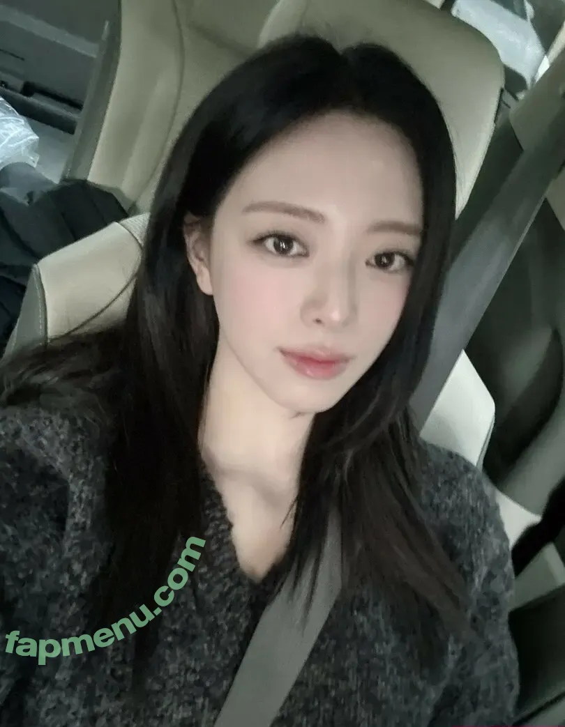 itzy.all.in.us nude photo #1254 (Shin Yu Na / Yuna ITZY / 유나)