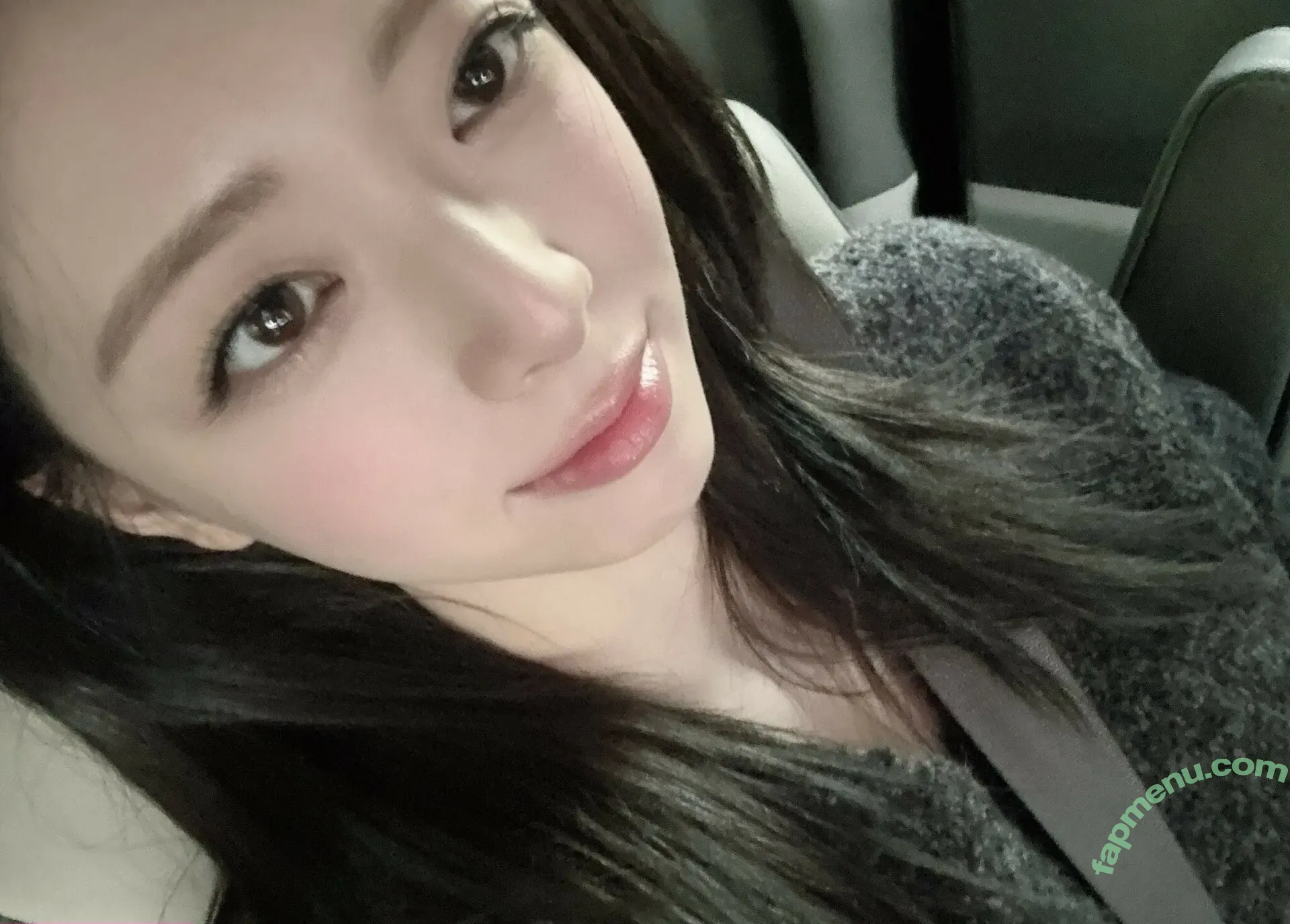 itzy.all.in.us nude photo #1256 (Shin Yu Na / Yuna ITZY / 유나)