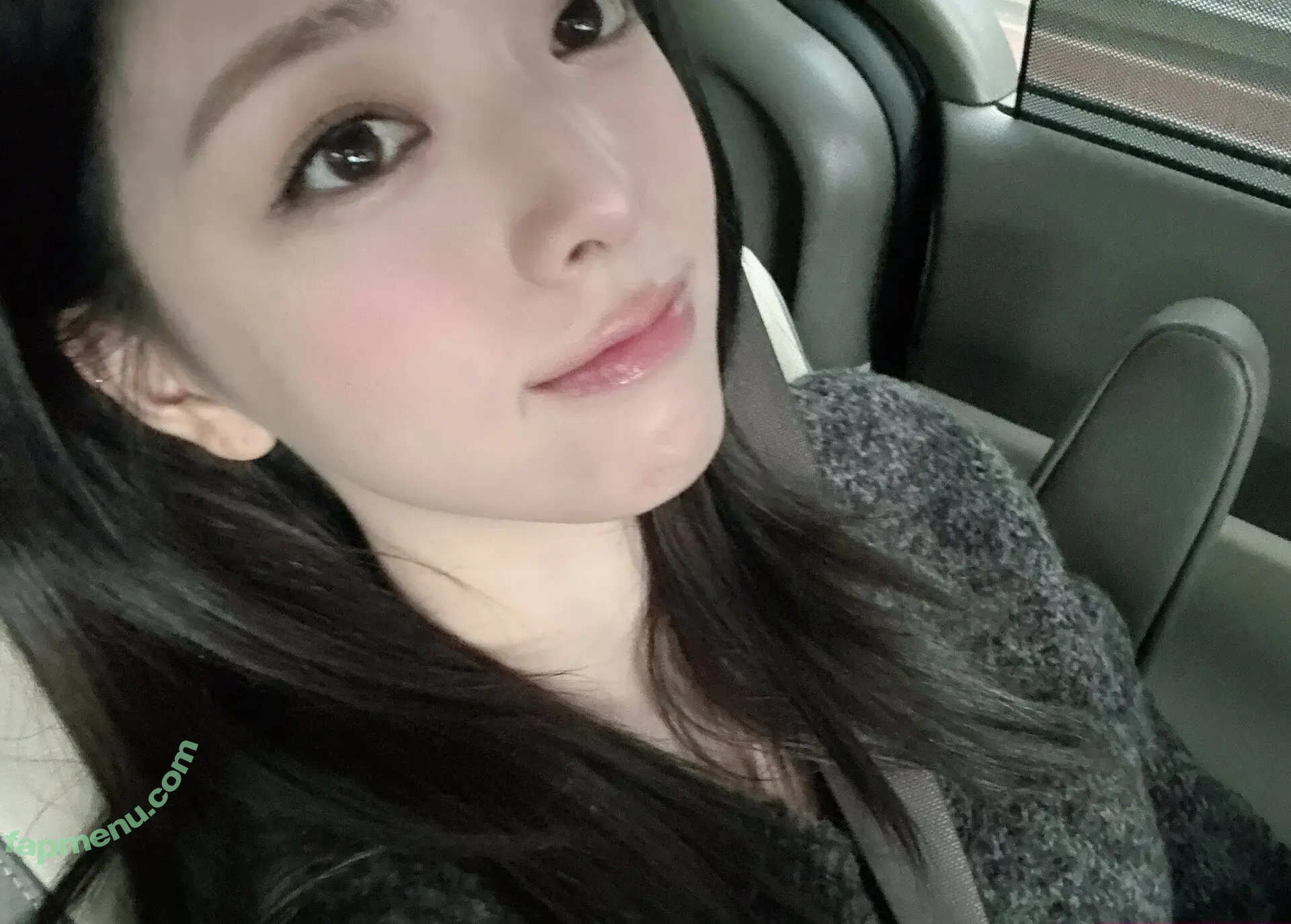 itzy.all.in.us nude photo #1257 (Shin Yu Na / Yuna ITZY / 유나)