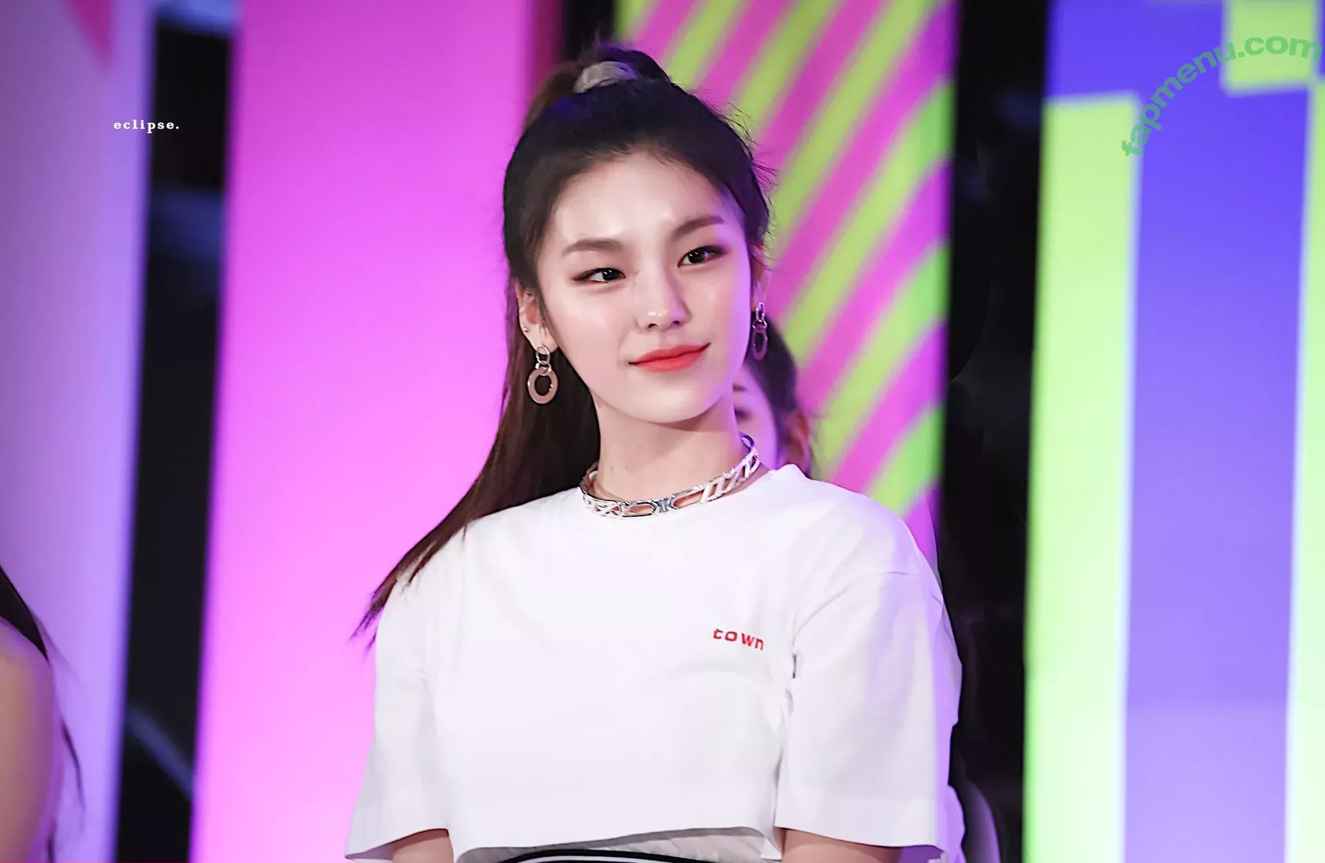 ITZY nude photo #0003 (Yeji / itzinay / itzy.all.in.us)