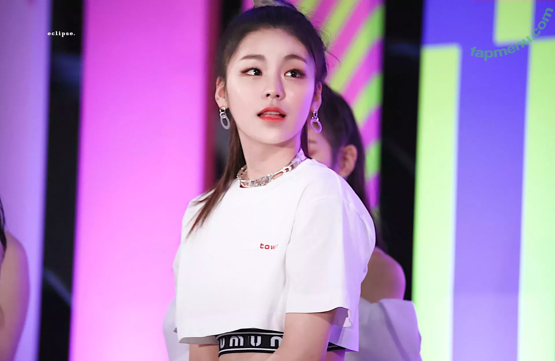 ITZY nude photo #0007 (Yeji / itzinay / itzy.all.in.us)