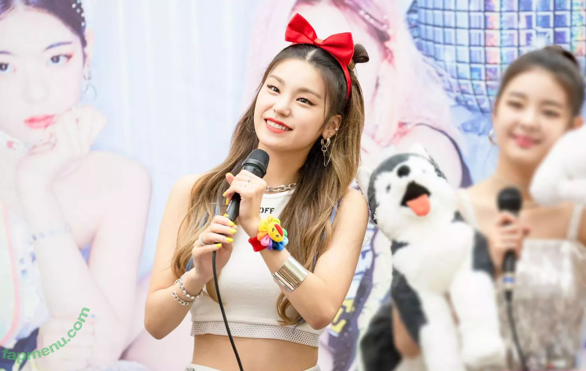 ITZY nude photo #0017 (Yeji / itzinay / itzy.all.in.us)