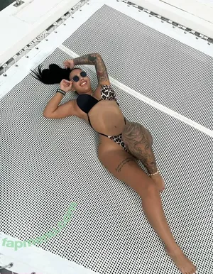 iuhasalexandra_free / iuhasalexandraaa nude photo #0033
