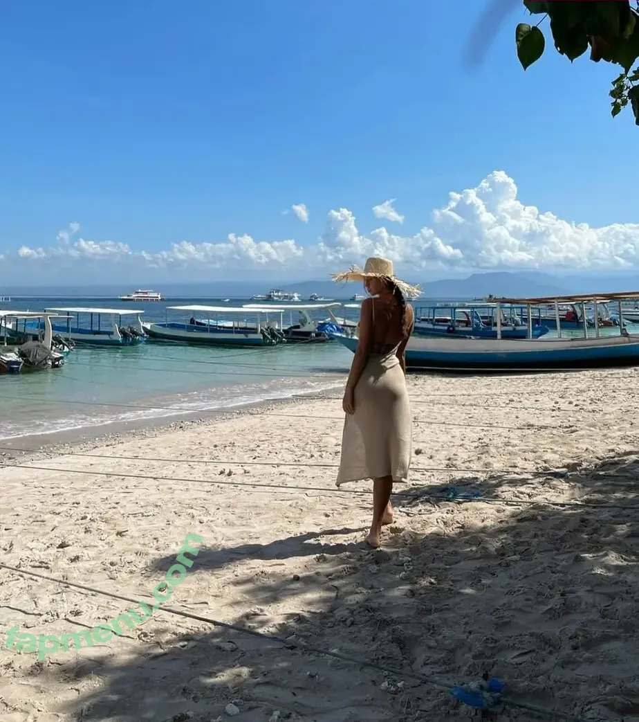 iuliagyrbu nude photo #0533 (mia / miagirl007)