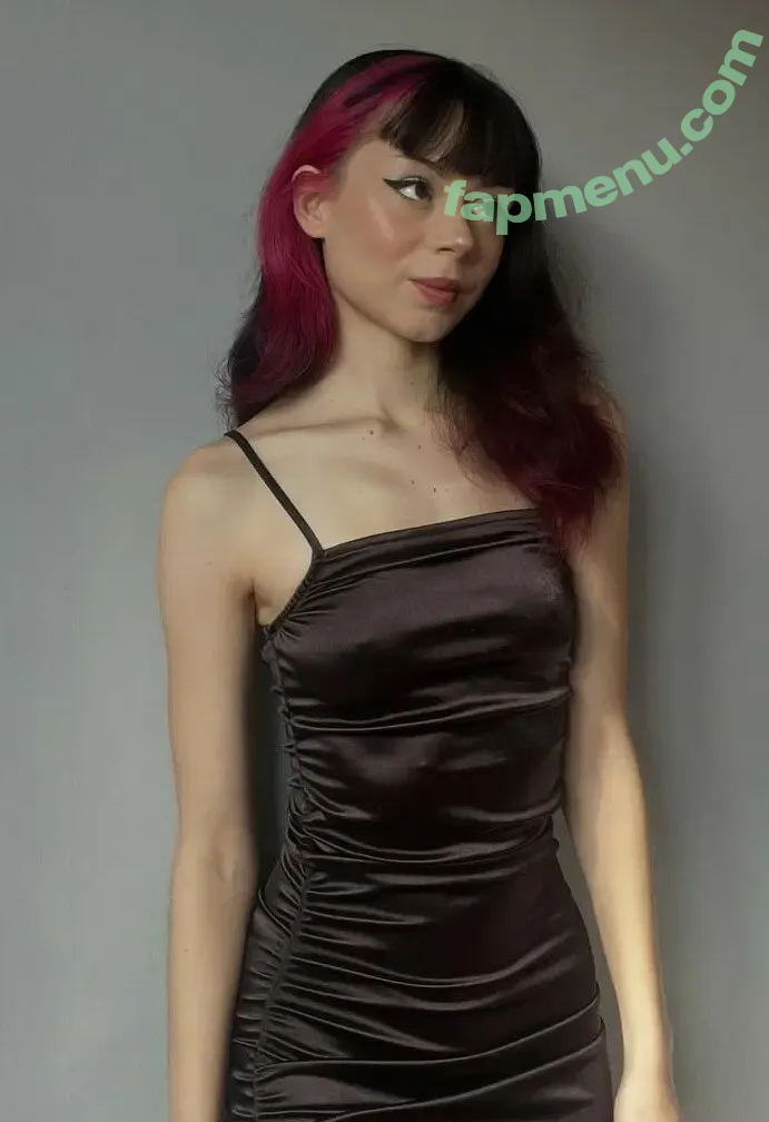 iunanovaa nude photo #0023 (ivannavega)